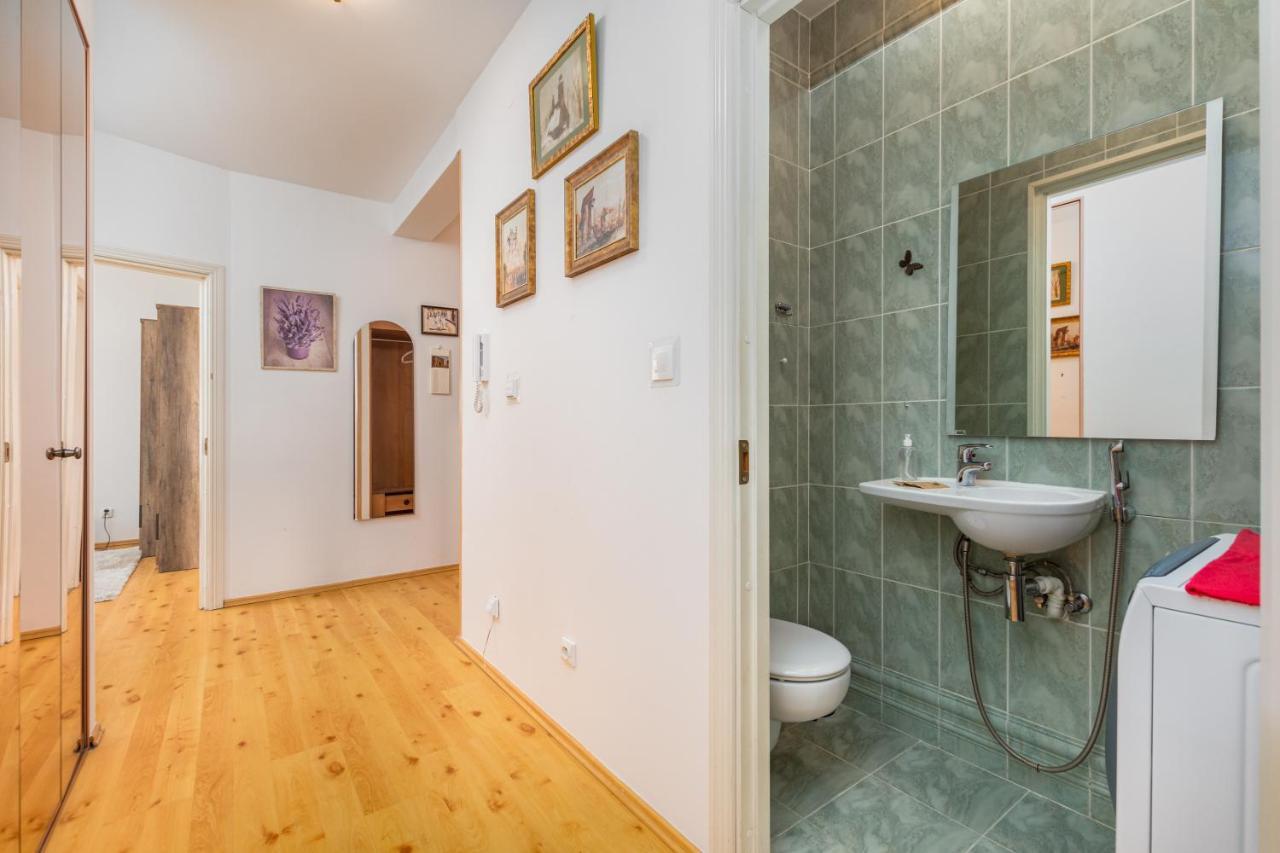 Opaczewska 69 By Homeprime Varsovia Exterior foto